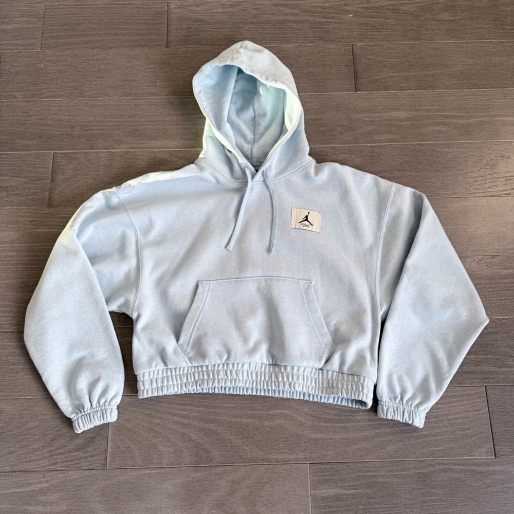 Jordan Essentials Fleece Hoodie in the Celestine Blue XS Cropped Boxy DD6998-438 - Picture 13 of 16